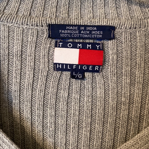 Vintage Tommy Hilfiger sweater - Picture 2 of 3